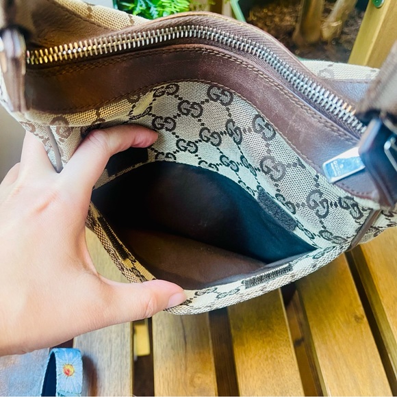 GUCCI Leather and Canvas Shoulder Bag AUTHENTIC - Picture 6 of 16